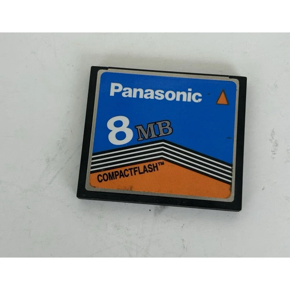 Vintage Panasonic PalmCam PV-DC1580 Digital Camera PV-DF18 Flash 8MB CF AS-IS